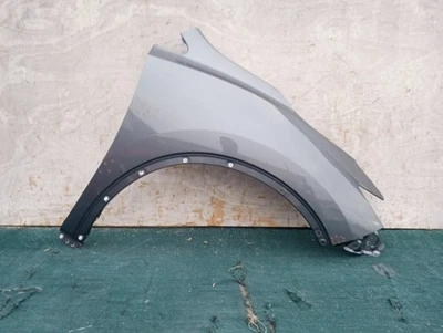 Guardabarros derecho Nissan Murano 2015 2016 2017 2018 2019 2020 2021 2022 2024 OEM usado Foto 1 de 4