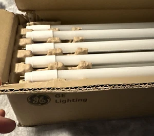 20 pk GENERAL ELECTRIC  T5 NON-DIMMABLE LED11ET5/G/2/850 LED 11W 5000k 1600LM - Picture 1 of 5