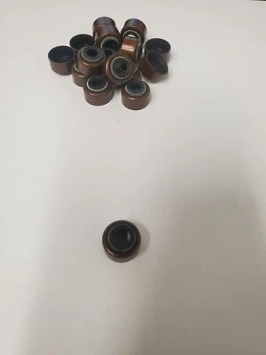 SUZUKI GS1000 GS500 550 GN40 VALVE STEM OIL SEAL 620-301 - Image 1 of 3