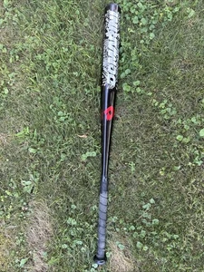 Demarini Ultimate Weapon Single Wall Softball Bat 34in 26oz - Picture 1 of 9