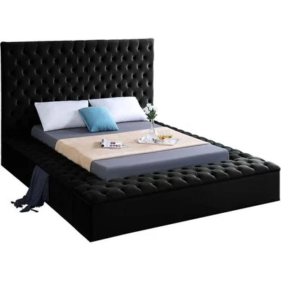 Cama Queen Meridian Furniture Bliss Madera Maciza Terciopelo Mechón en Negro Foto 1 de 4