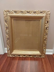 Antiker verzierter geschnitzter Gold-Holz-Bilderrahmen aus dem 19. Jahrhundert für Gemälde 29,5 Zoll x 25,5 Zoll - Bild 1 von 8