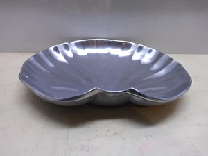 Wilton RWP Company Pewter Clamshell 10.5" Dining Server Serving Dish Tray Silver - Picture 1 of 8