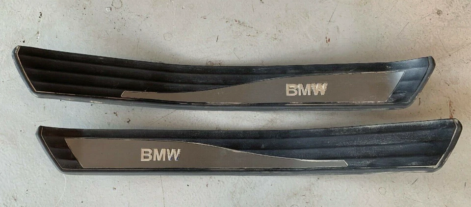 BMW 530i 525i 2004-2007 placa alféizar trasero izquierdo derecho moldura escalón rasguño 51477034306 Foto 1 de 4