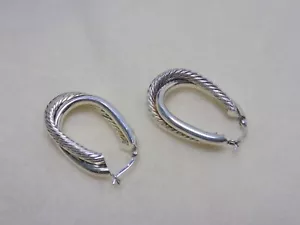 EARRINGS - ISRAEL 925 STERLING SILVER INTERLOCKED HOOP EARRINGS / BOX - Picture 1 of 4