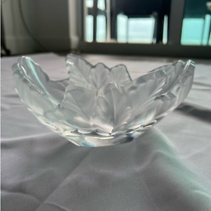 Lalique Frosted Crystal Oak Leaf Bowl