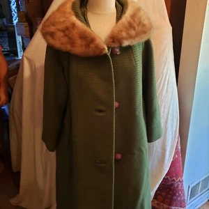 Vintage Forstmann MCM Green 3-Button Fur Collared Wool Coat Women’s Size Regular - Picture 1 of 7