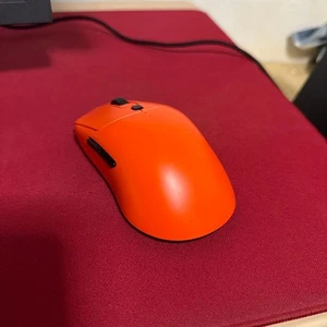 VAXEE XE O Wireless Gaming Mouse Red (not 4K) Used - Picture 1 of 1