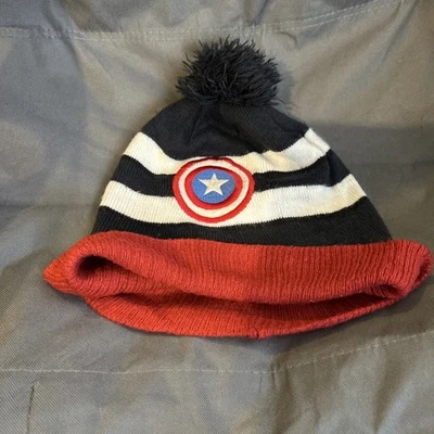 Unisex Marvel Avengers beanie hat one size used  - Image 1 of 4