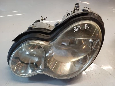 203L* Mercedes Benz MB W203 Mopf Scheinwerfer Links A2038203161 2038203161 - Bild 1 von 4