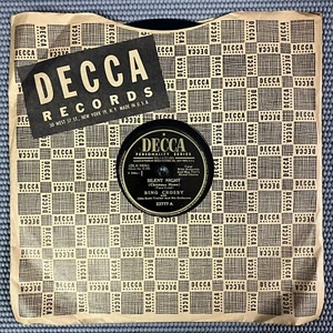 Bing Crosby - Silent Night / Adeste Fidelis Decca 78RPM W/ Company Sleeve V+ - Picture 1 of 5