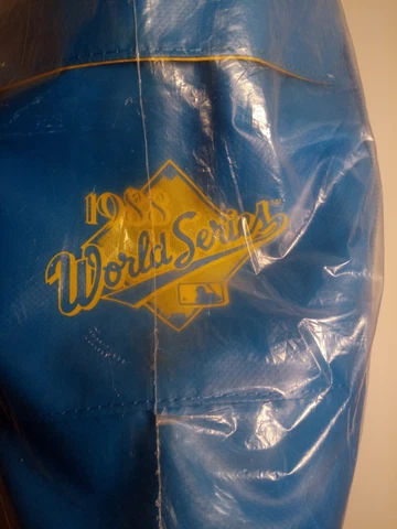 Rare Vintage 1988 World Series Bag Los Angeles Dodgers Oakland Athletics New Cover