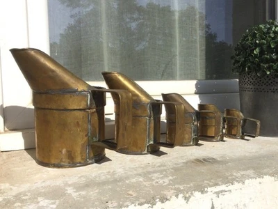 SÉRIE 5 MESURES « VERSEUR » ANCIENNES en LAITON XIXÈ avec TAMPON CONTRÔLE RARE - Photo 1/4