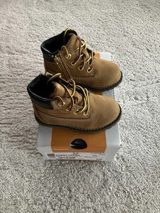 Timberland Pokey Pine Zip toddler boots, size 5, wheat nubuck - Picture 1 of 9