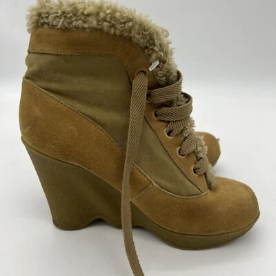 Botas de cuero Betseyville Betsey Johnson con plataforma tostada con cordones 7,5 Foto 1 de 4