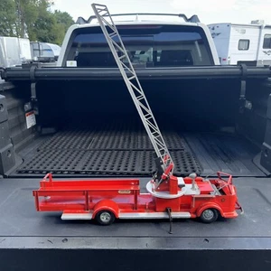 Vintage Doepke Rossmoyne Model Toys Ladder Fire Truck Pressed Steel 1950s - Picture 1 of 12