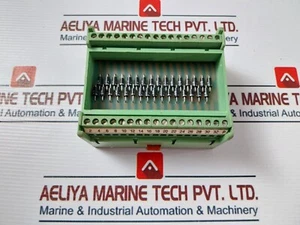 Phoenix Contact 2947226 Diode Module EM 4-DIO 32P/LP - Picture 1 of 9