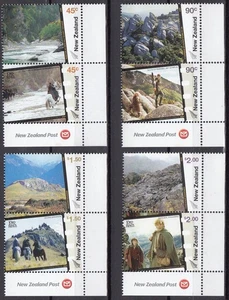 NEW ZEALAND 2004 Lord of the Rings: Middle Earth, Set of 8 in BRC Pairs MNH - Picture 1 of 1