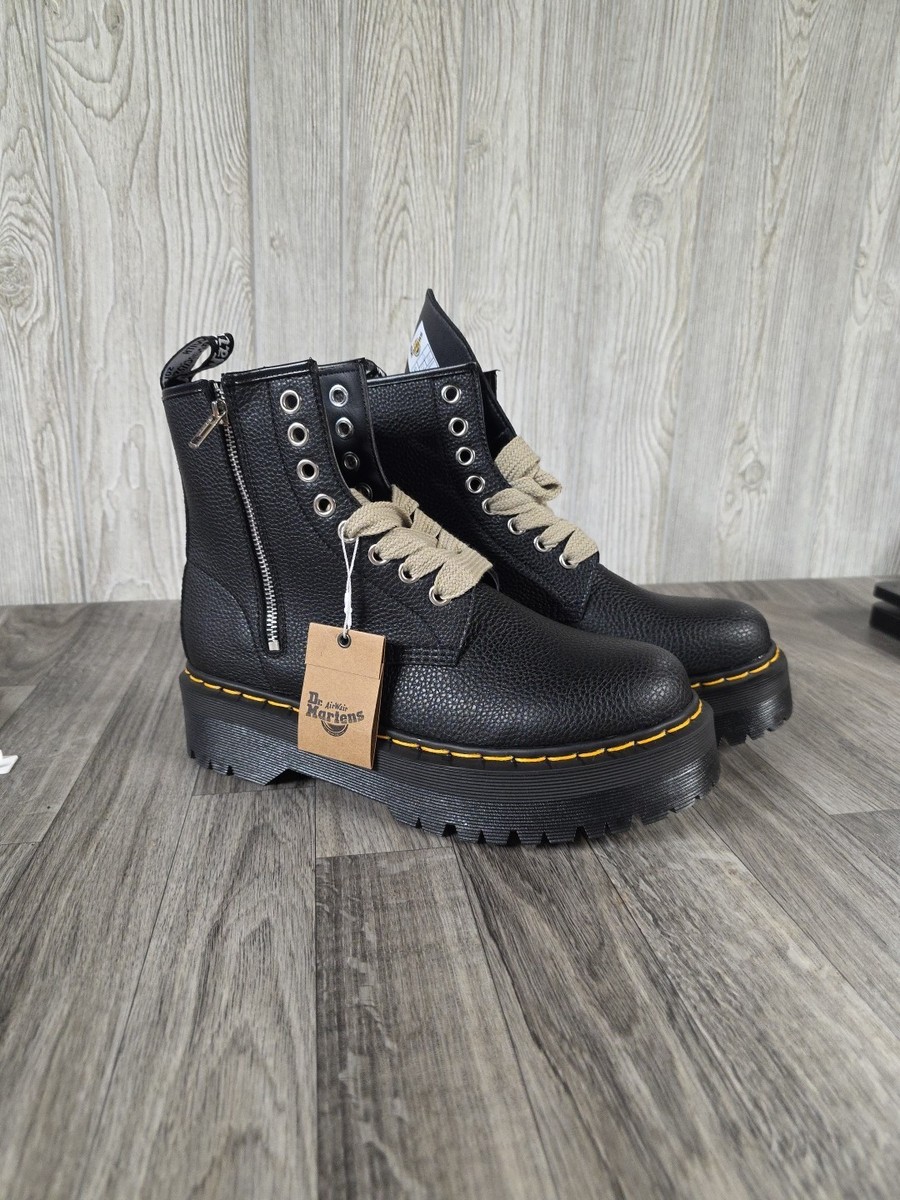 Dr. Martens Leather Upper Black Boots for Men for Sale Dr. Martens Leather Upper Black Boots for Men for Sale