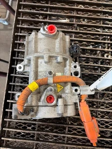 A/c Air Compressor HYUNDAI SONATA 12 13 14 15 - Picture 1 of 1
