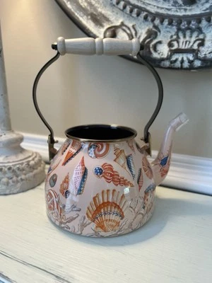 MacKenzie-Childs Coastal Shells 2 cuartos Tetera SIN TAPA LEER Foto 1 de 4