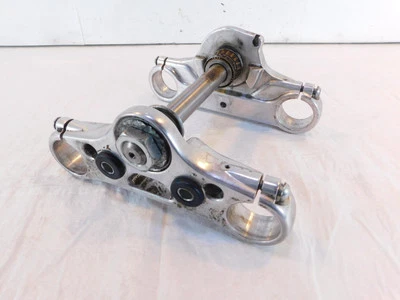 2006 & 2007 Harley Davidson Dyna Super Glide & Street Bob Front Fork Triple Tree - Imagem 1 de 4