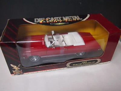 Road Signature 1966 Mercury Cyclone GT Convertible 1:18 Red  - Image 1 of 4