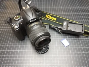 Nikon D5000 + AF-S 18-55mm G VR Zoom Lens, TESTED, DSLR, Kit, Set, - Bild 1 von 8