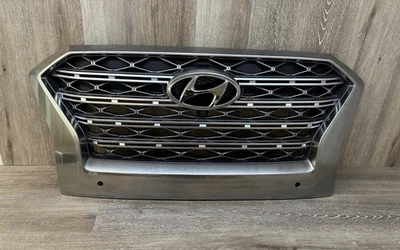 2020-22 HYUNDAI PALISADE GRILLE ASSY OEM PART # 86350-S8AC1 - Image 1 of 4