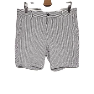 Pantaloncini Seersucker Ben Sherman uomo taglia 36W x 8 neri a righe casual regular - Foto 1 di 8