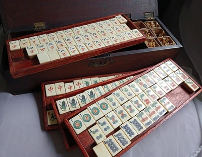 Vintage Mah-Jongg Mahjong Set Bone Bamboo 146 Tiles 4 Racks Box Rules Book - Image 1 of 4
