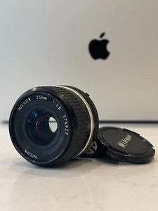 Nikon Nikkor 35mm f2.8 - Picture 1 of 5