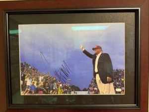 Donald J Trump Signed Rally 22x19 Photo Certified JSA COA Autograph Signature - Picture 1 of 7