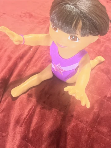 Fisher-Price Nickelodeon Dora and Friends Gymnastics Adventure Dora Doll Cover