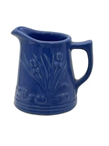 Red Wing Pottery 1998 Collectors Convention Blue Pitcher With Molded Details - Picture 1 of 7