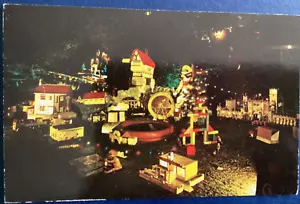 Postcard Christmas The Illuminations Southend-on-Sea England B95 - Picture 1 of 2