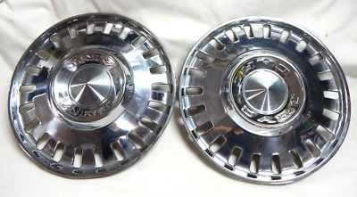 Tapacubos de metal original 13" 1963 1964 Dodge Dart juego de 2 piezas tapacubos centrales de rueda Foto 1 de 4