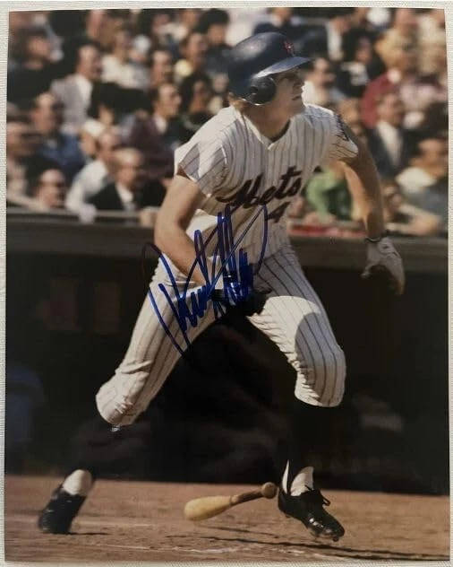 Rusty Staub (d. 2018) Signed Autographed Glossy 8x10 Photo New York Mets - Image 1 of 1