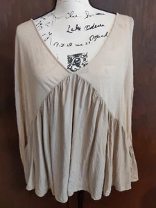 Kimchi Blue Off shoulder Crochet Detail Beige Top Boho Flutter Sleeve Size Small - Picture 1 of 4