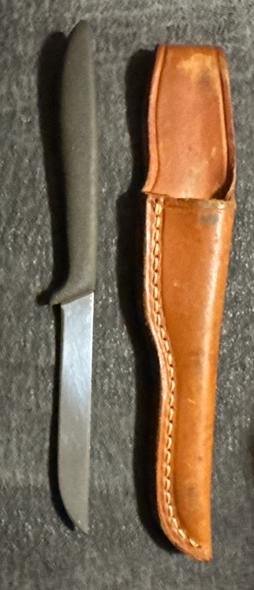 Gerber Collectible Vintage Factory Manufactured Fixed Blade Gerber Collectible Vintage Factory Manufactured Fixed Blade