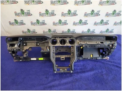 Ford Mustang GT S550 2015-2017 tablero de instrumentos cubierta del tablero delantero costuras blancas 2718 Foto 1 de 4