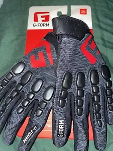 XS G-form Trail Gloves BRAND NEW Black And Red - Picture 1 of 2