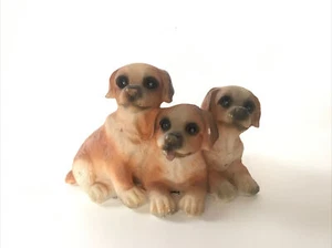 Figura de colección de 3 perros - Imagen 1 de 6