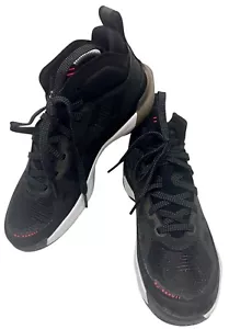 Nike Air Jordan 37 XXXVII DD7421 091 schwarz/weiß Jugend Größe 6Y - Bild 1 von 7