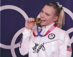 JADE CAREY Signed 8 x 10 Photo TEAM USA Gymnastics FREE SHIPPING Olympics - Picture 1 of 1