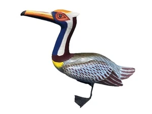 PELICAN WITH METAL LEGS HAND CARVED WOOD TROPICAL SCULPTURE BIRD DECOR - Picture 1 of 2
