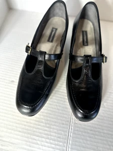 Footthrills Damenschuhe T-Riemen Mary Jane Absatz 1,5" schwarz 9,5 M hergestellt in den USA Vintage - Bild 1 von 6