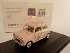 Mini - rosa Blumenmuster, 1/43 Modellauto. Oxford, ideales Geschenk für Mädchen. - Bild 1 von 3
