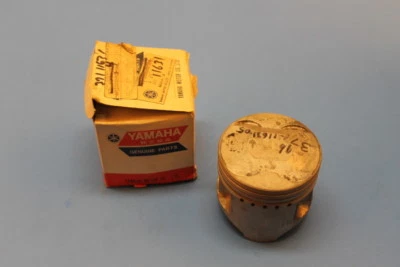 NOS Yamaha TX500 XS500 STD Piston PART# 371-11631-05-96 - Image 1 of 4