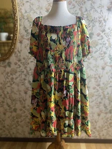 Her Universe Disney Encanto Floral Allover Print Smock Dress Size 4 Plus Size - Picture 1 of 9